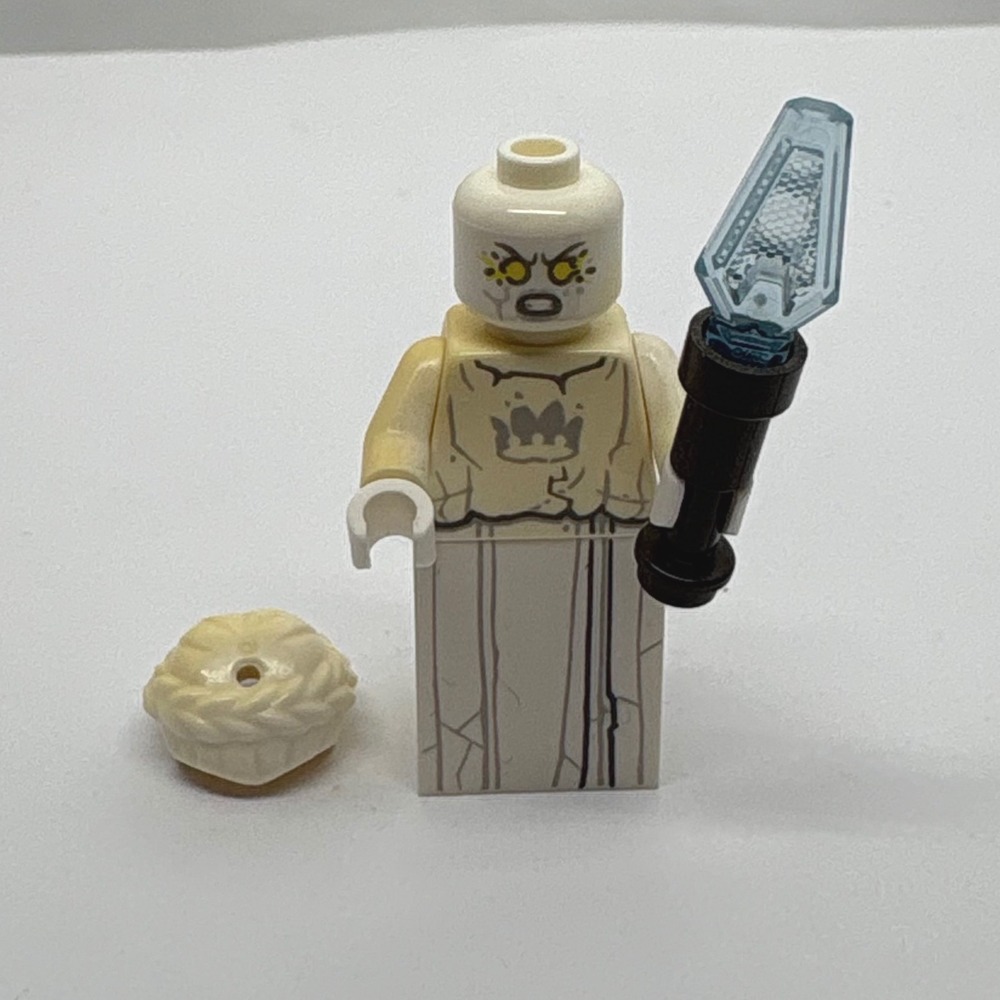 LEGO White Stone Statue Minifigure Nexo Knights 70357 nex121 *Yellowing - Picture 3 of 7